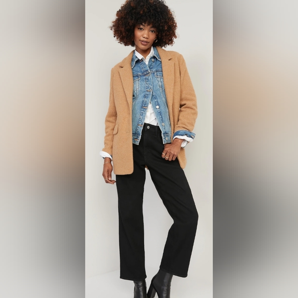 Old Navy Women's High Rise Loose Black Jeans NWT. 14 short